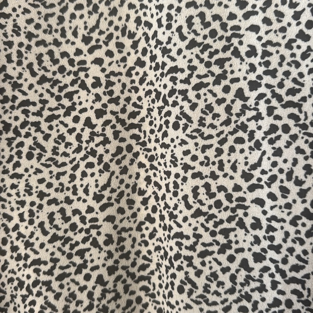 Sienna Sky Black and White Speckled Tie-Front Blouse - Picture 3 of 12